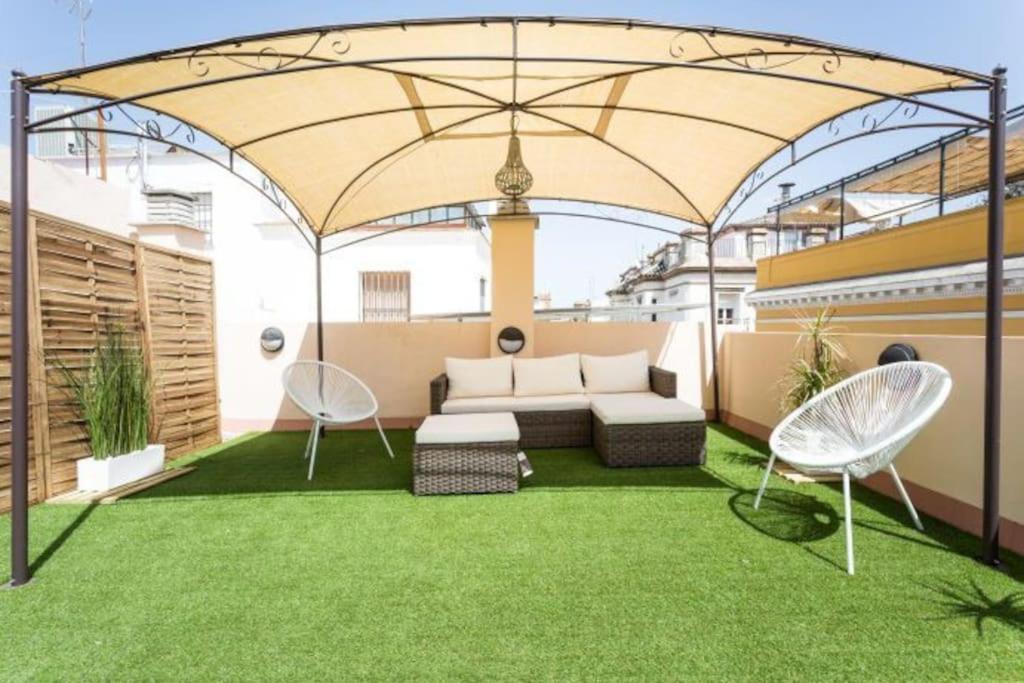 Esse ático. Precioso ático Con Terraza En Pleno Centro Siviglia
